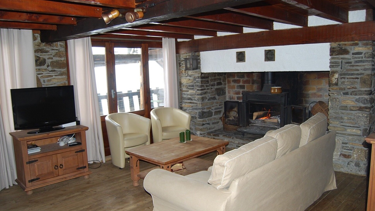 Photo of Livingroom in Bourg-d'Oueil