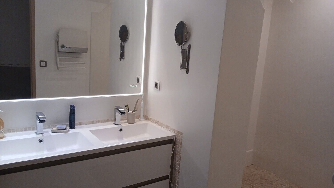 Photo of Bathroom in Sussargues