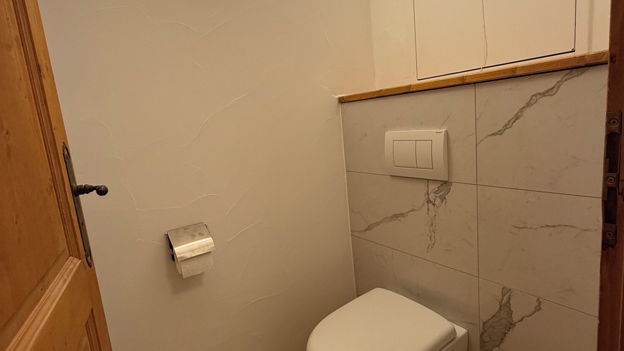 Photo of Bathroom in Arc-1950