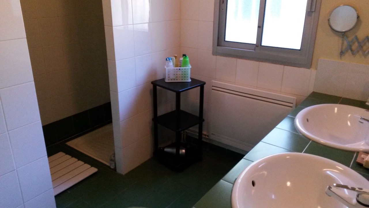Photo of Bathroom in Millas