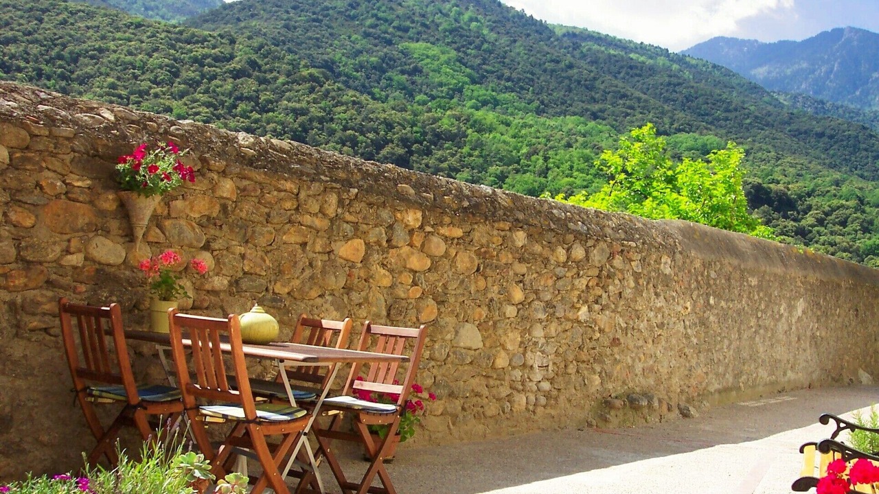 Photo of Outdoor in Estoher