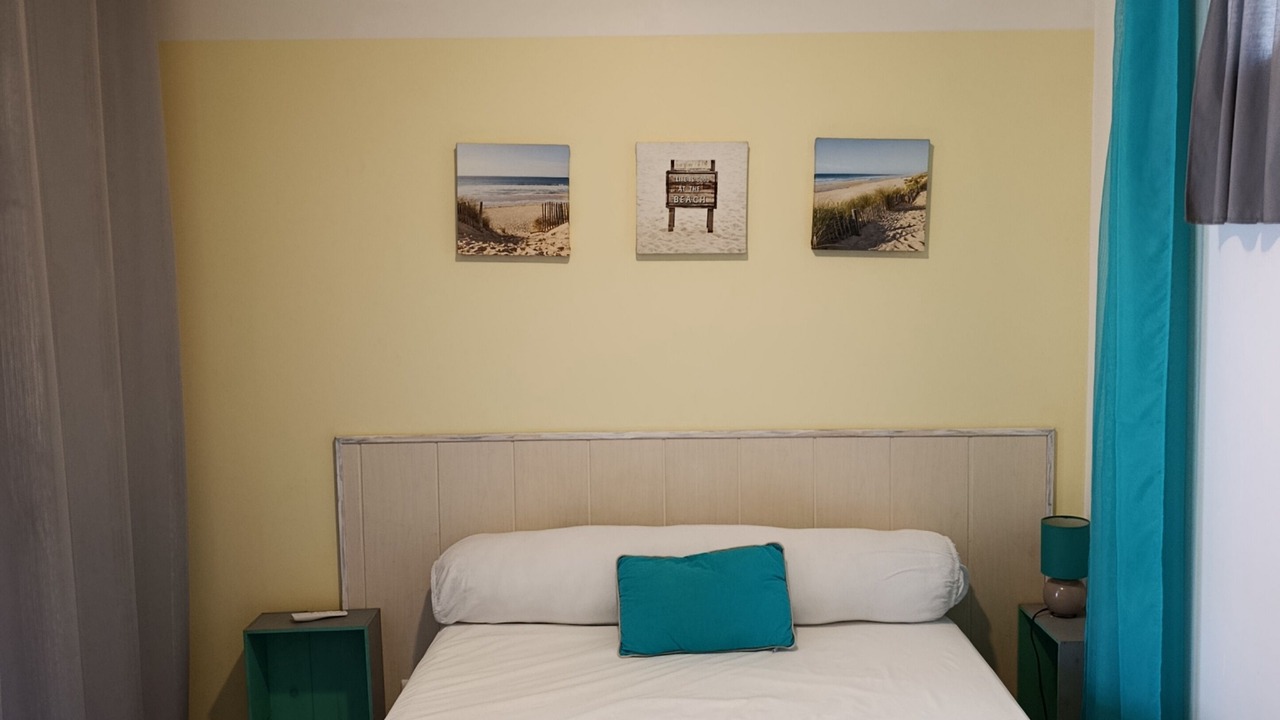 Photo of Bedroom in Gujan-Mestras