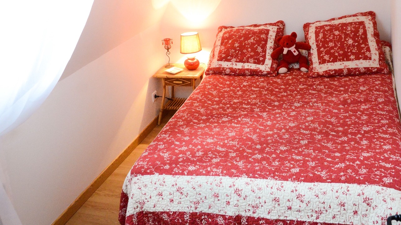 Photo of Bedroom in Narnhac