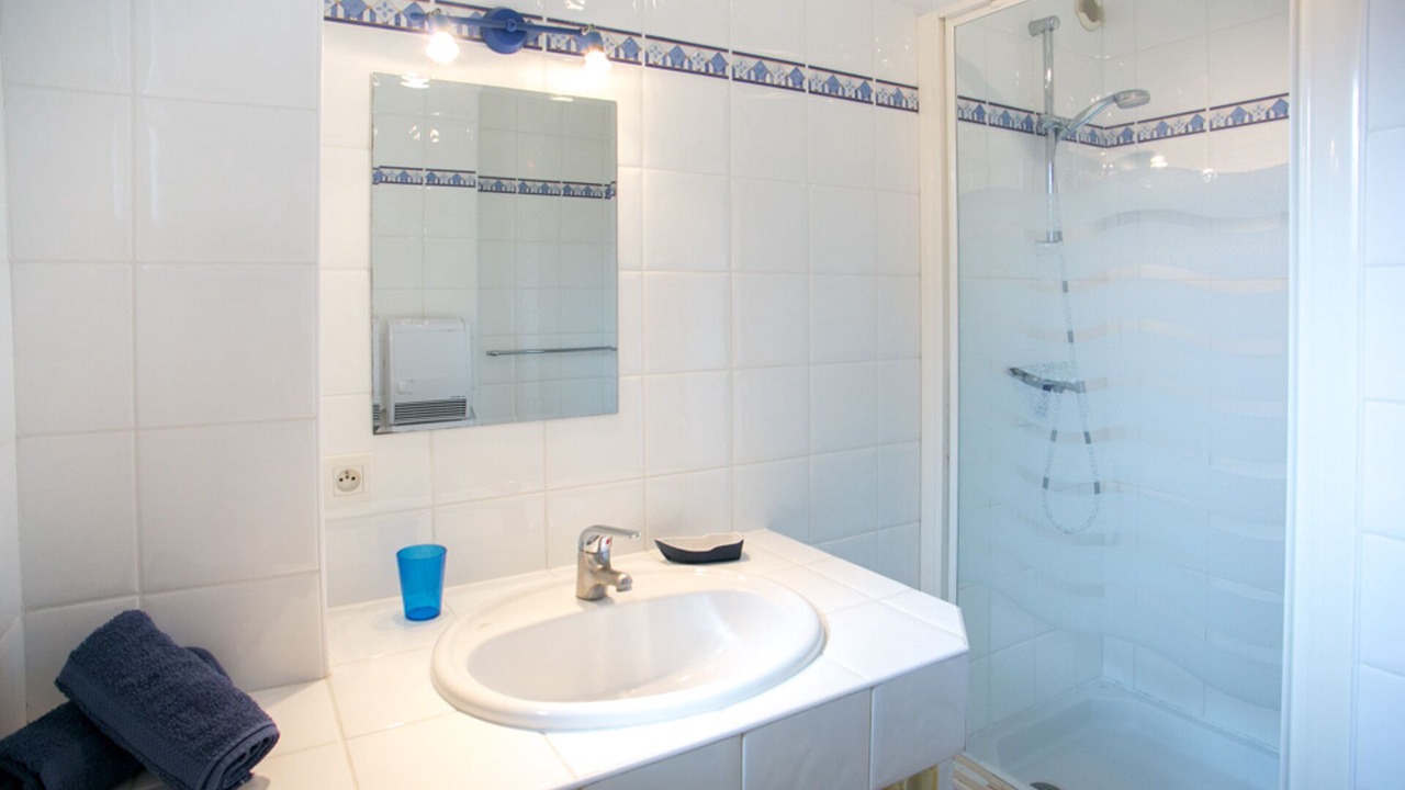 Photo of Bathroom in Thuir