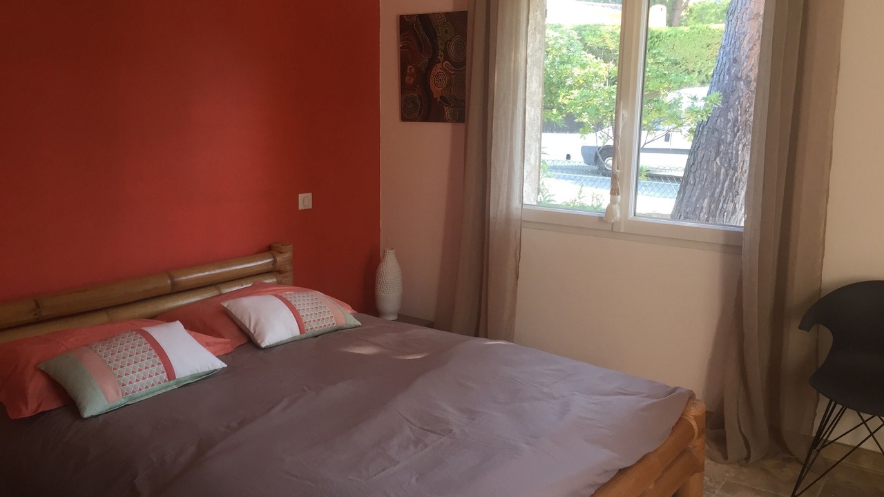 Photo of Bedroom in Les Issambres