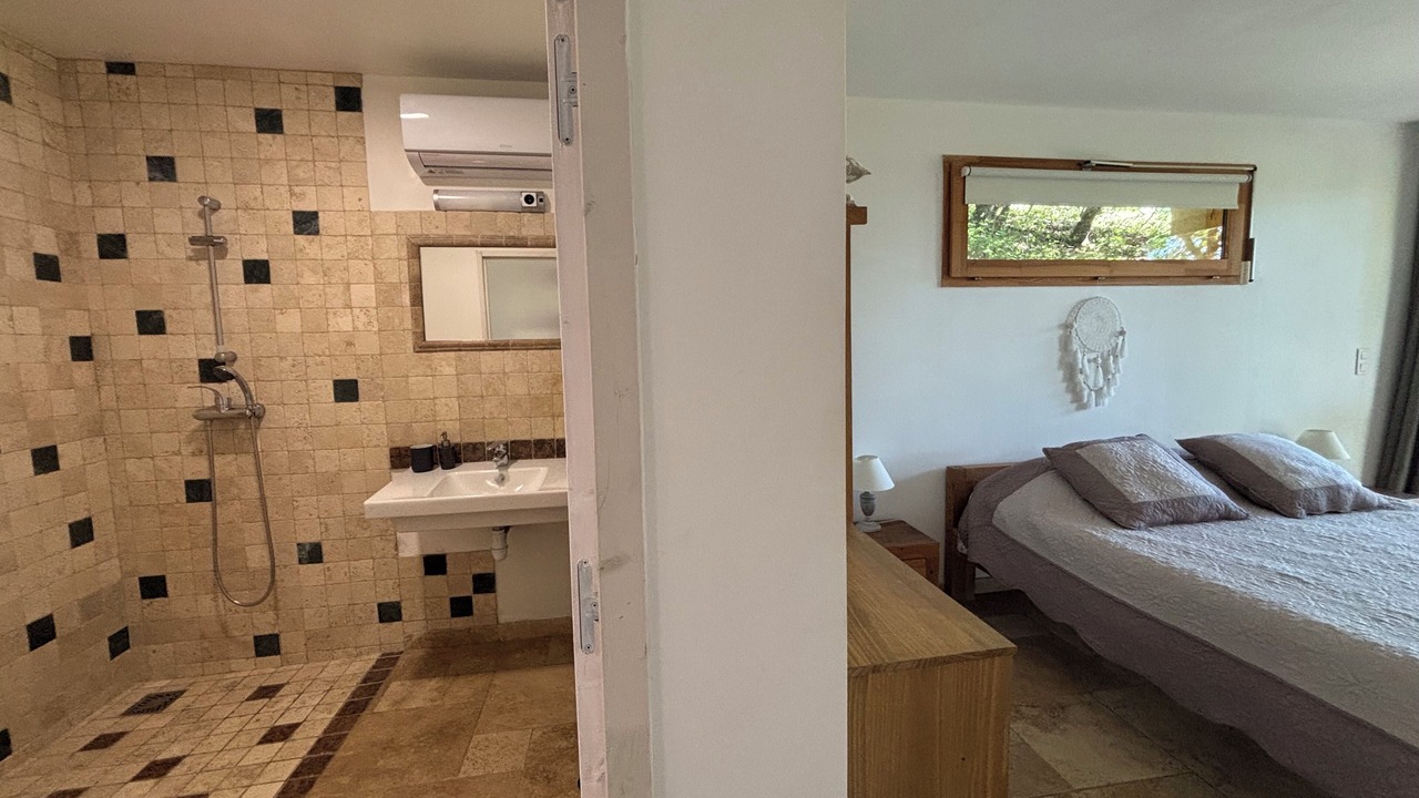Photo of Bedroom in Saint-Saturnin-les-Apt