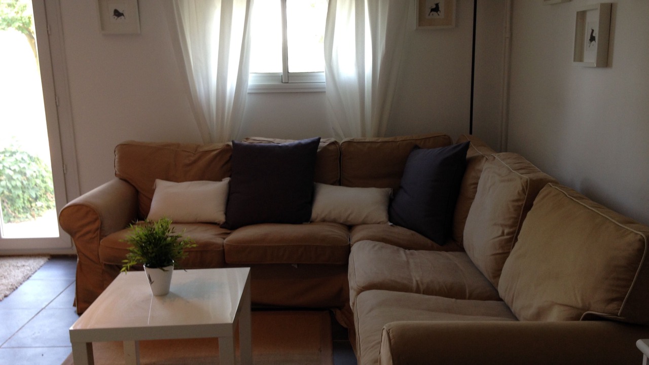 Photo of Livingroom in Saint-Nazaire-de-Pezan