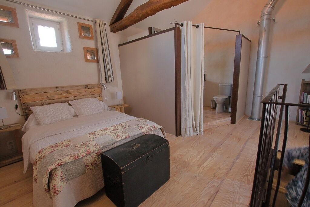 Photo of Bedroom in Calmels-et-le-Viala