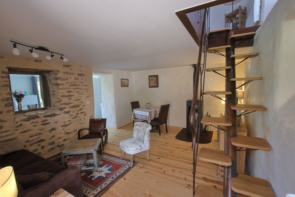 Photo of Livingroom in Calmels-et-le-Viala