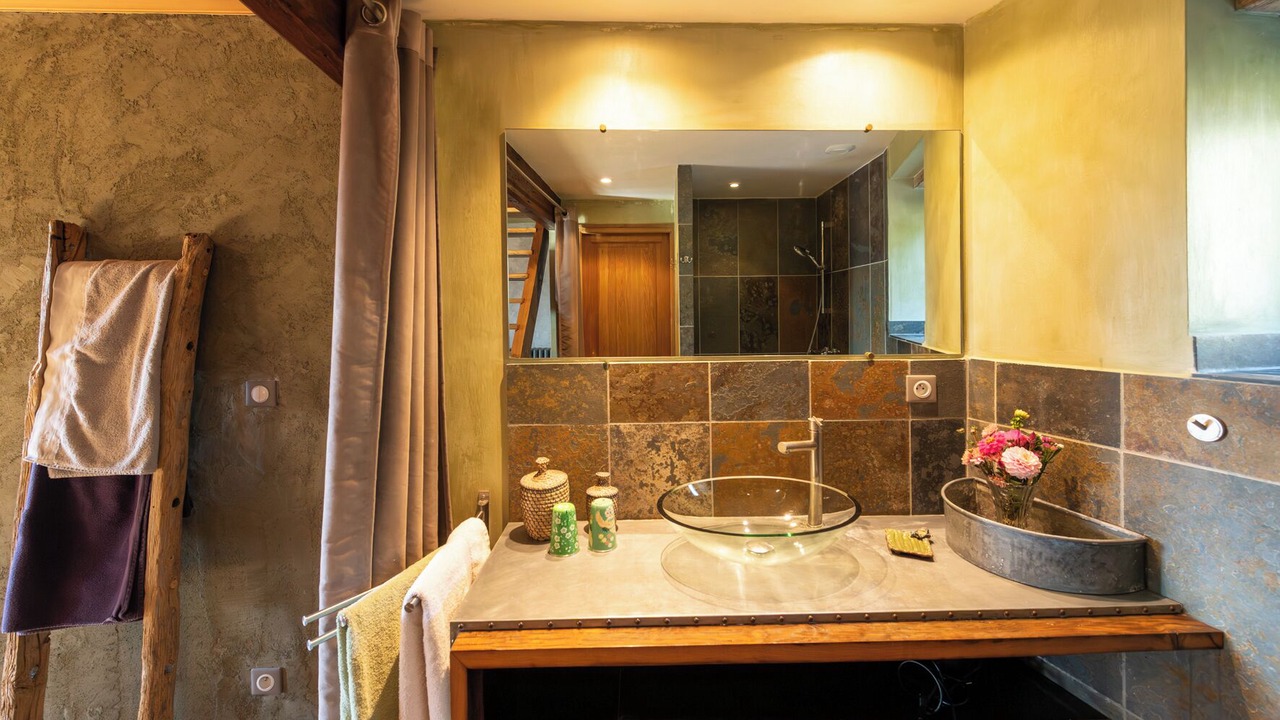 Photo of Bathroom in Bourdeaux