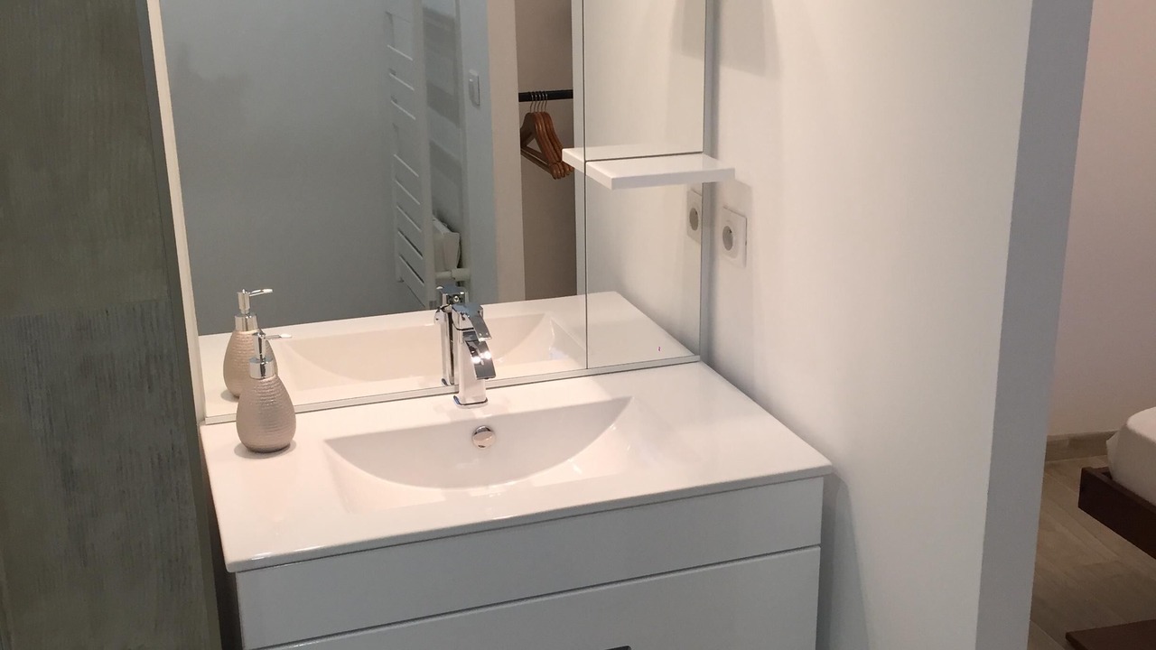 Photo of Bathroom in Fontaine-de-Vaucluse