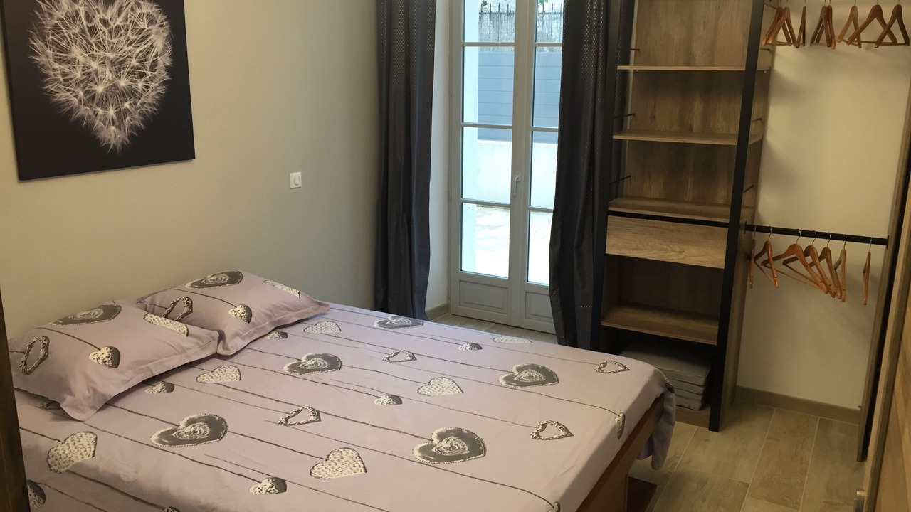 Photo of Bedroom in Fontaine-de-Vaucluse