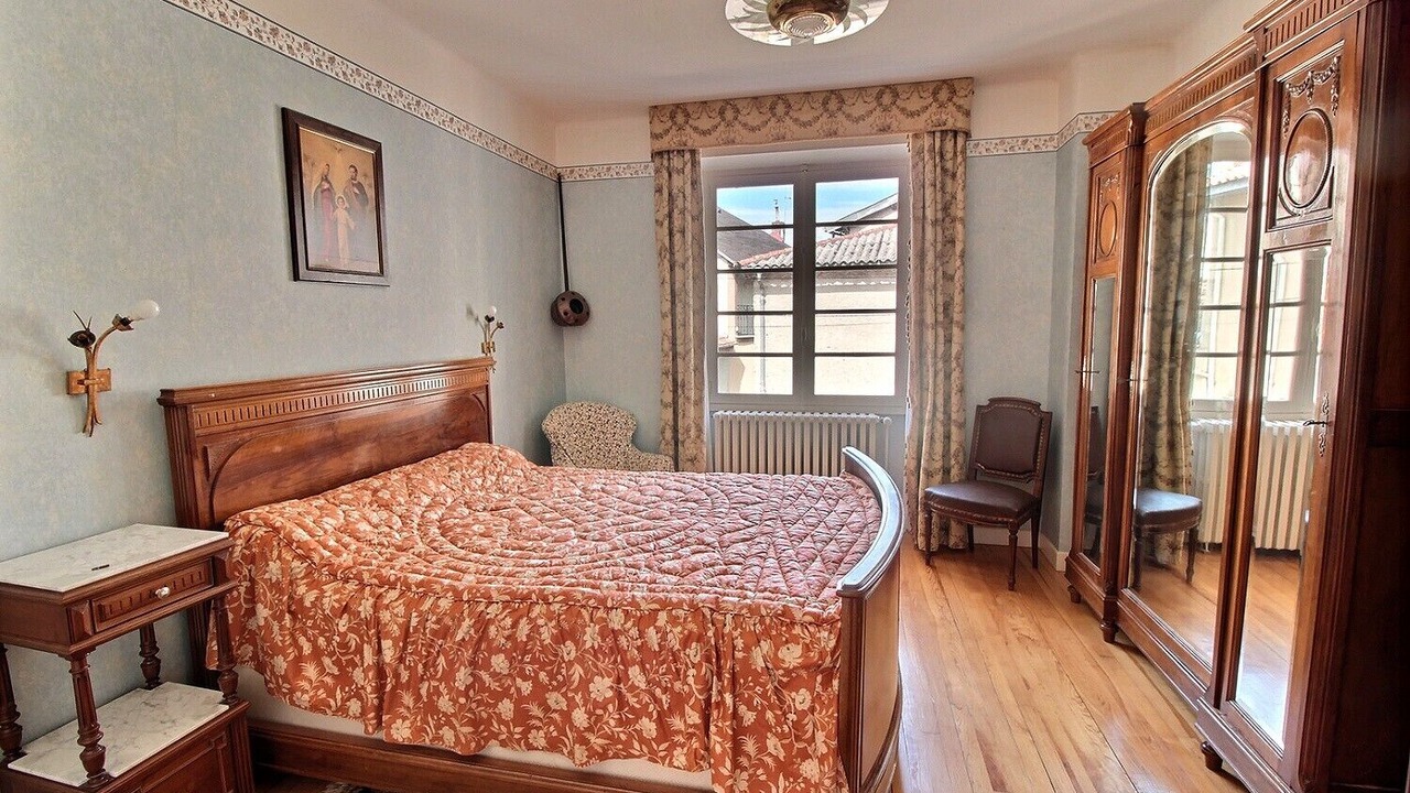 Photo of Bedroom in Seix