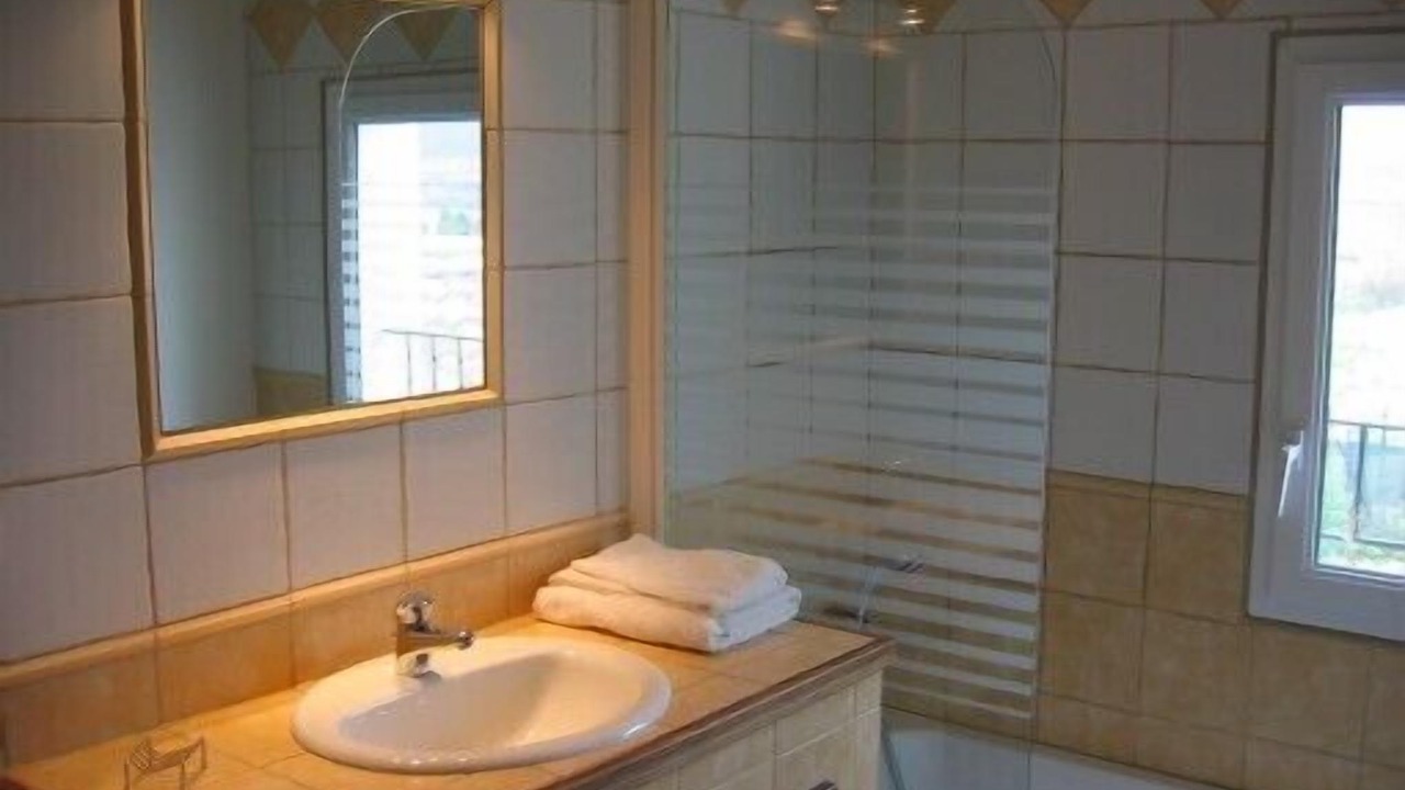 Photo of Bathroom in Rasteau