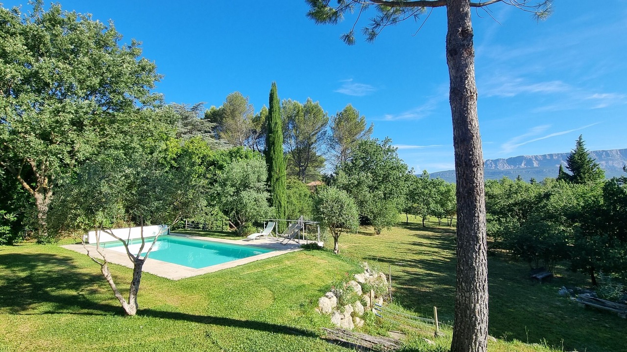 Photo of Outdoor in Fuveau