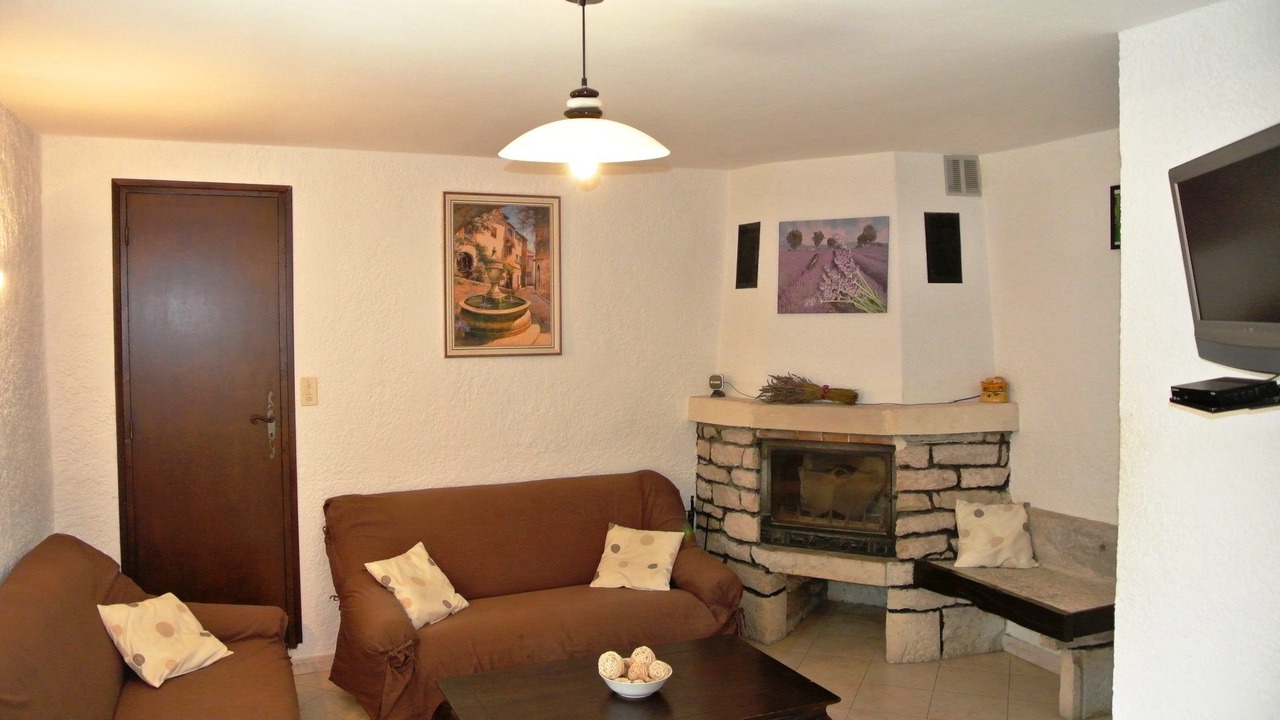 Photo of Livingroom in Taulignan
