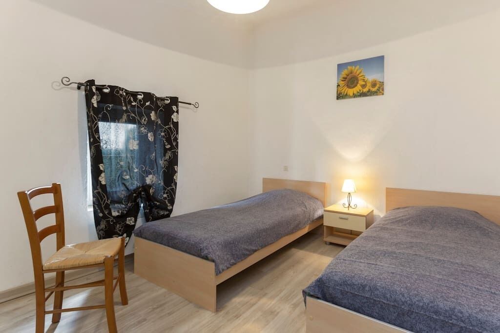 Photo of Bedroom in Taulignan