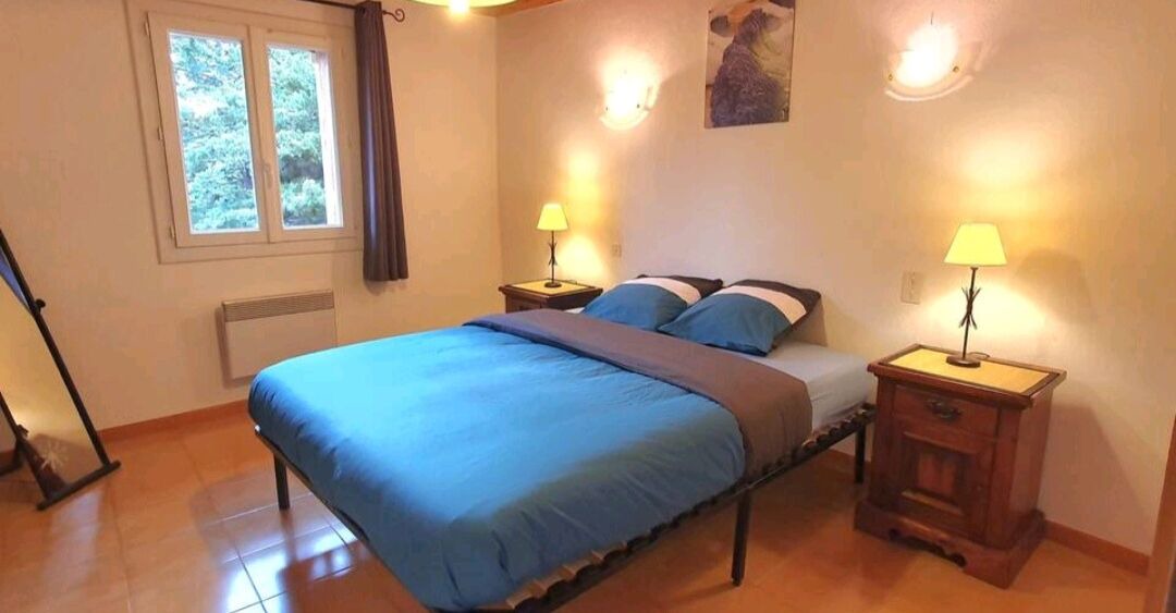 Photo of Bedroom in Taulignan