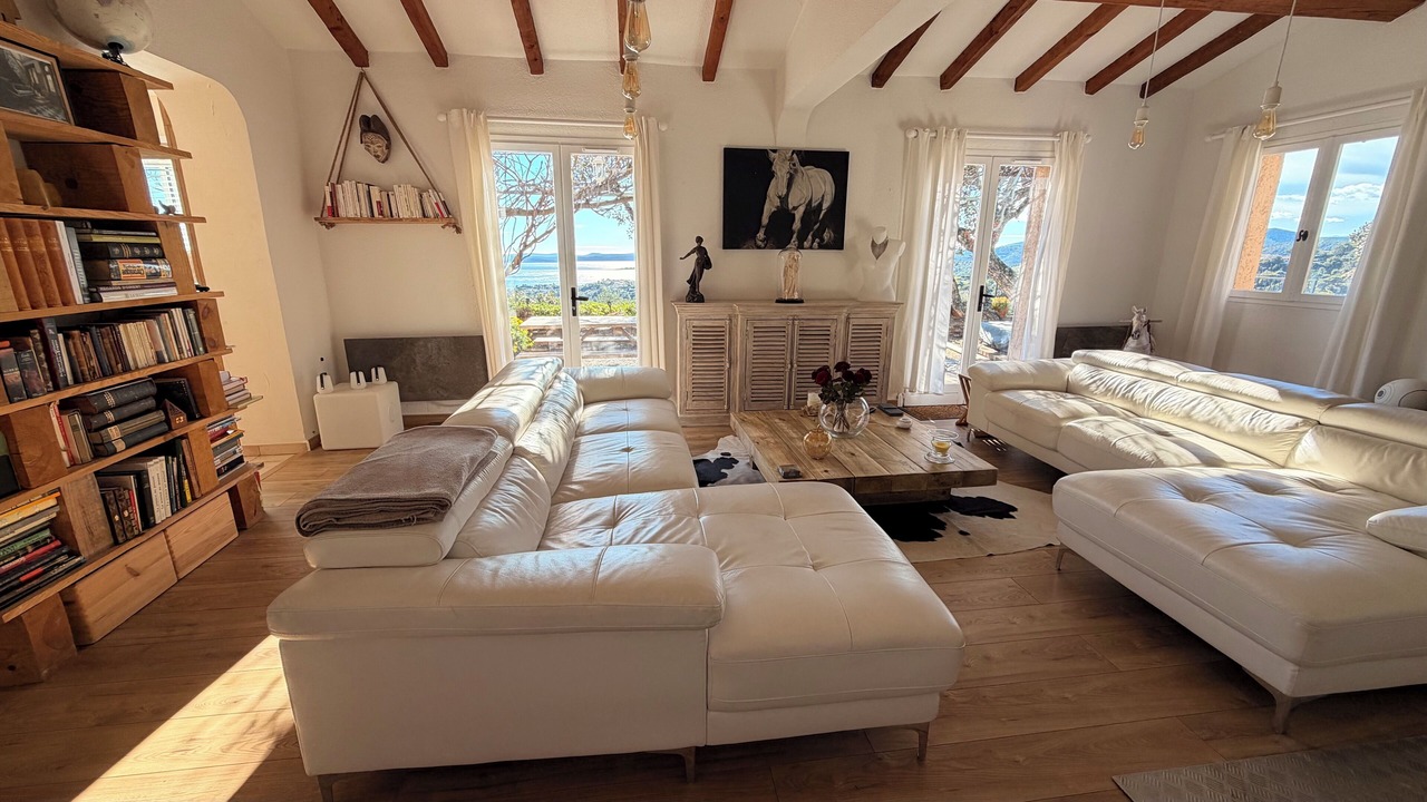 Photo of Livingroom in Les Issambres