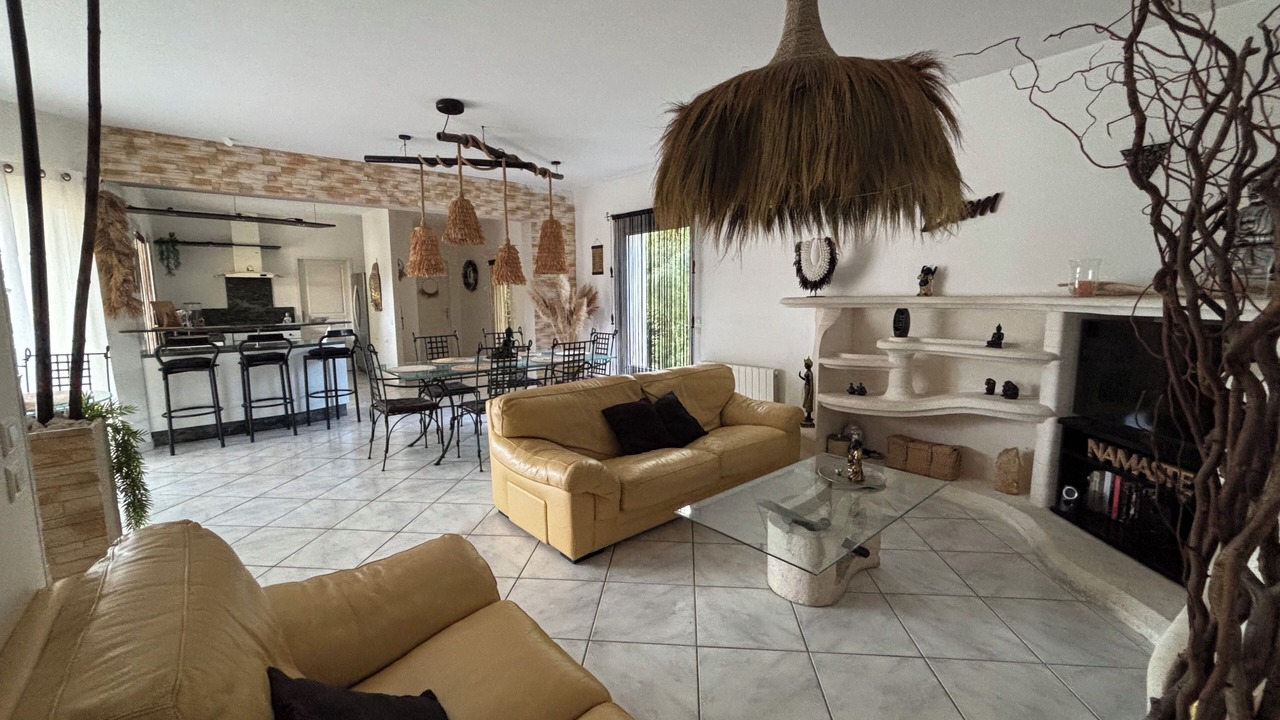 Photo of Livingroom in Saint-Drezery