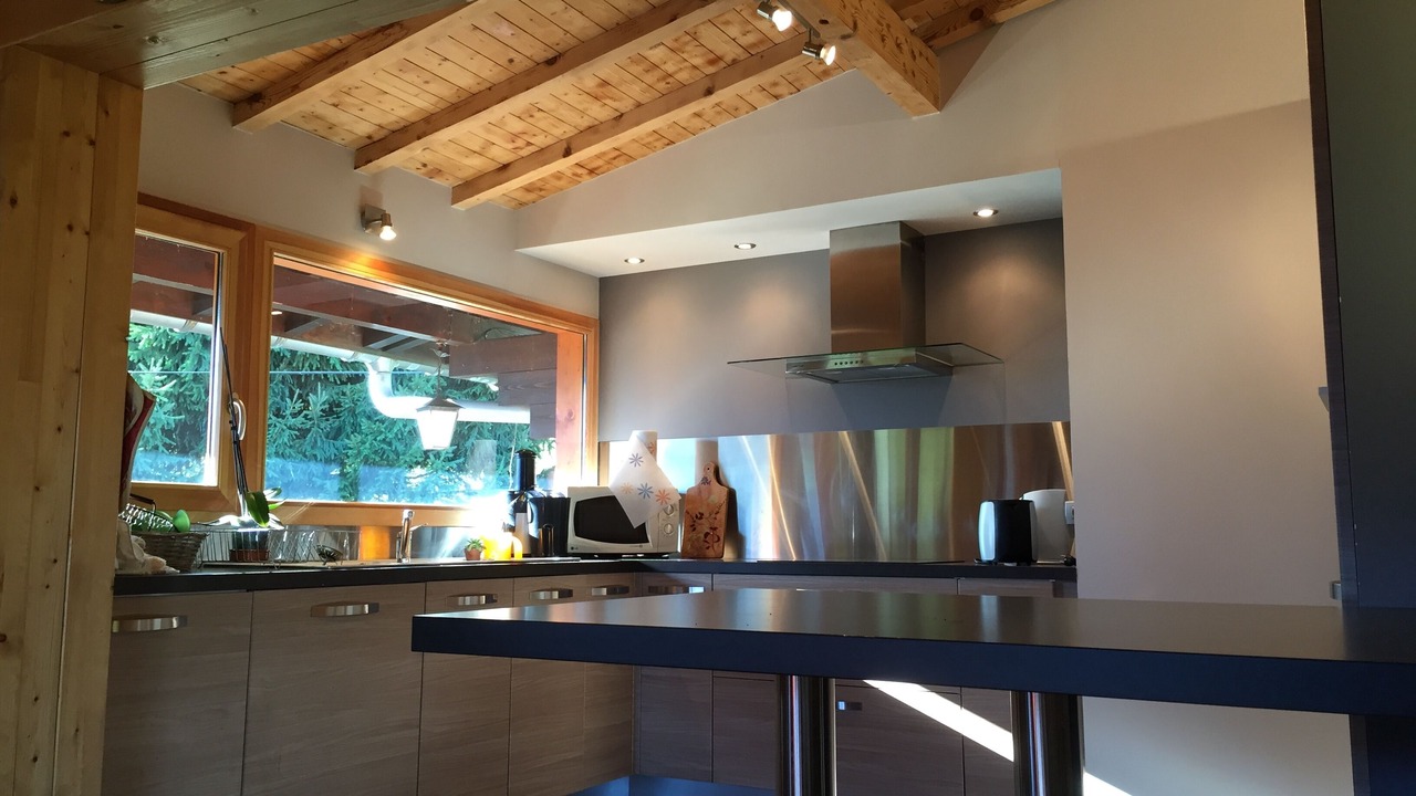 Photo of Kitchen in Saint-Jorioz