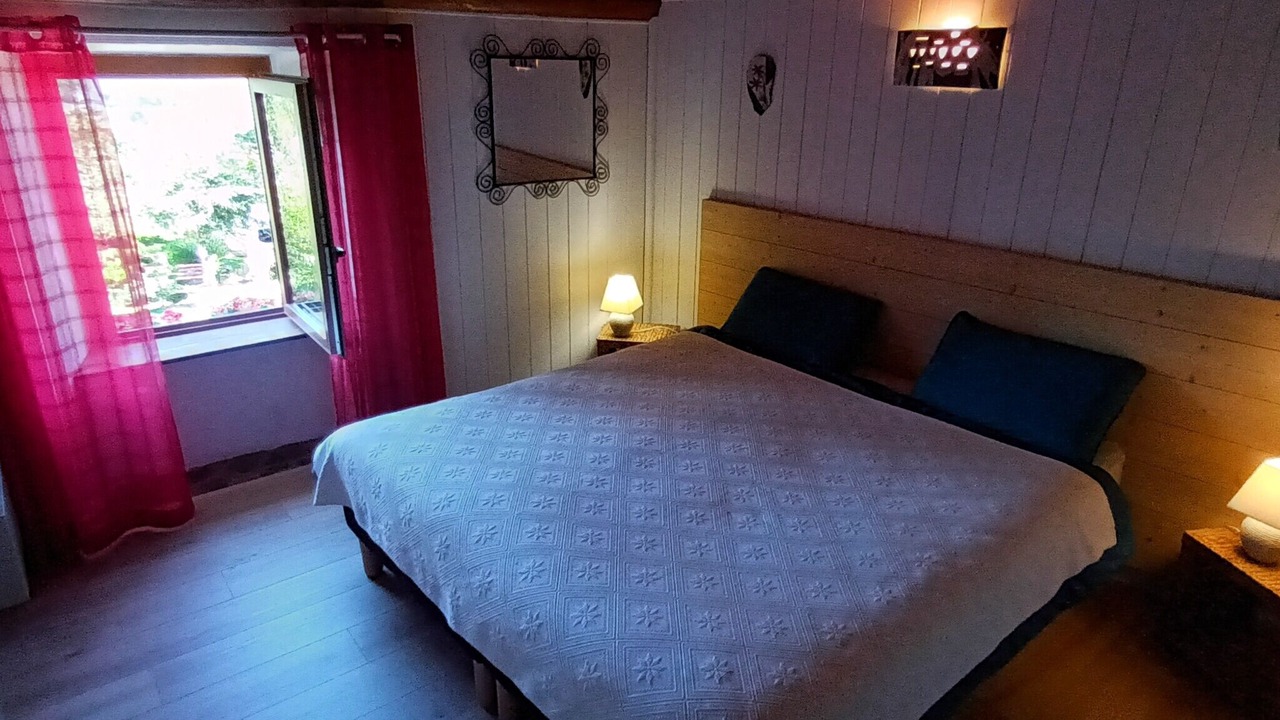 Photo of Bedroom in Lajo