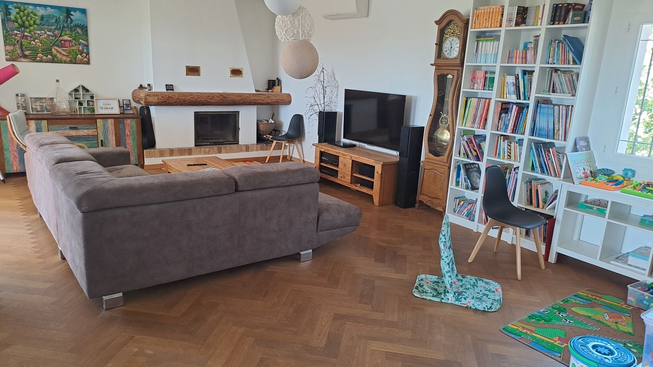 Photo of Livingroom in Saint-Georges-d'Orques