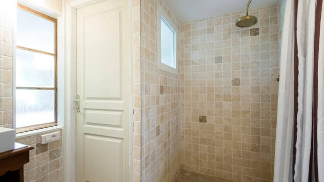 Photo of Bathroom in Quintal