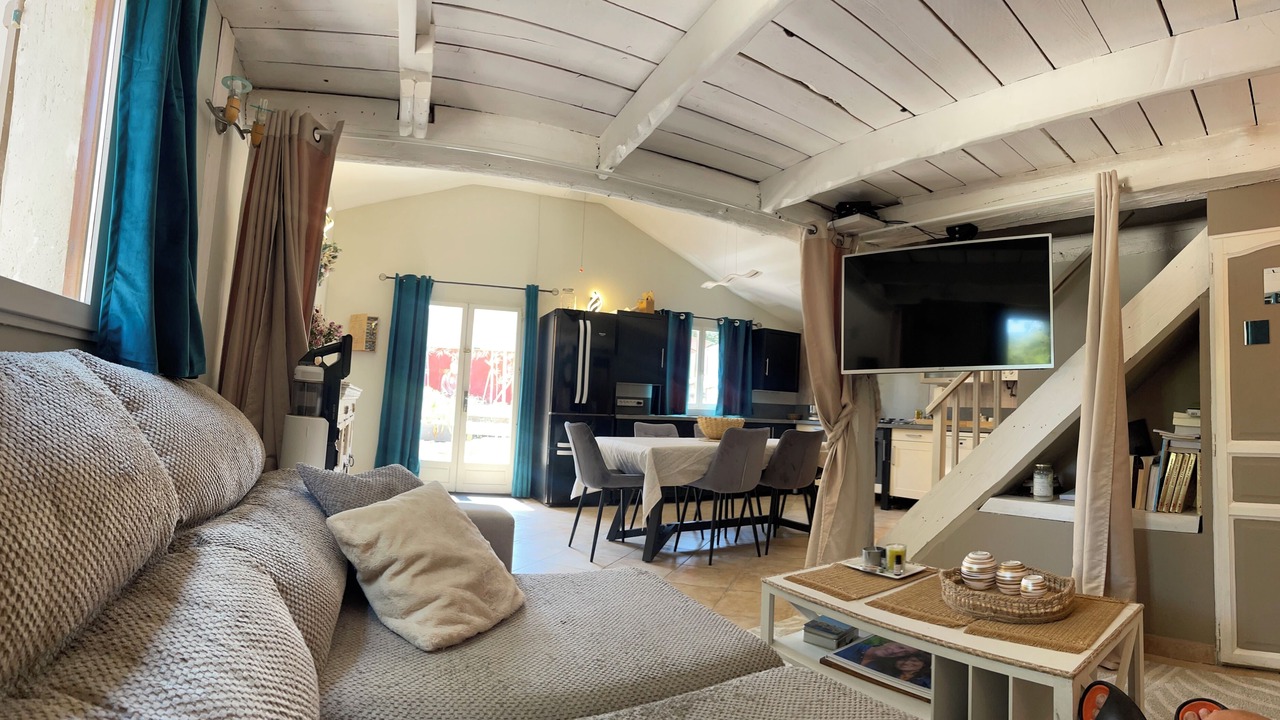 Photo of Livingroom in Saint-Montan