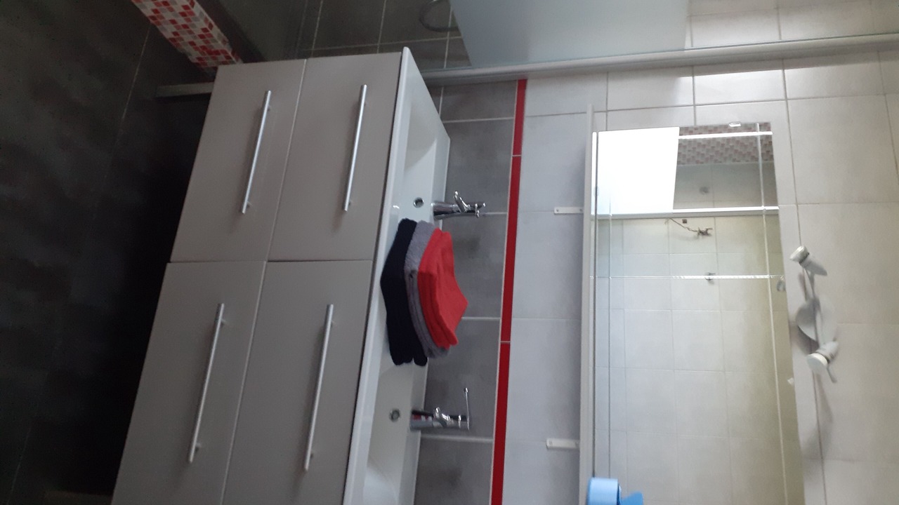Photo of Bathroom in Ensues-la-Redonne