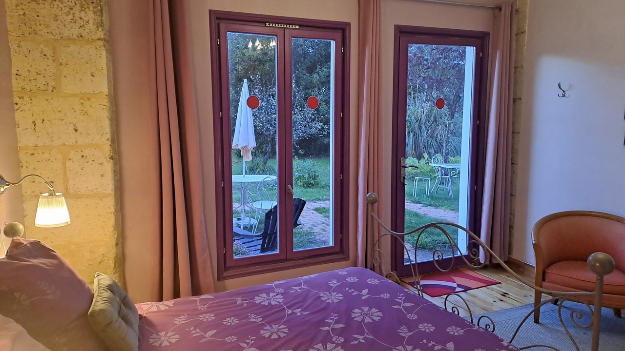 Photo of Bedroom in Saint-Seurin-de-Cadourne