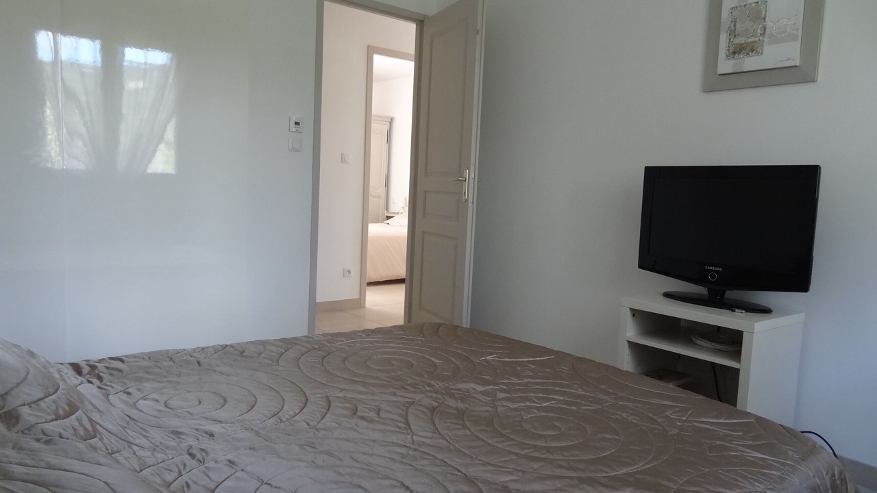 Photo of Bedroom in Preconil