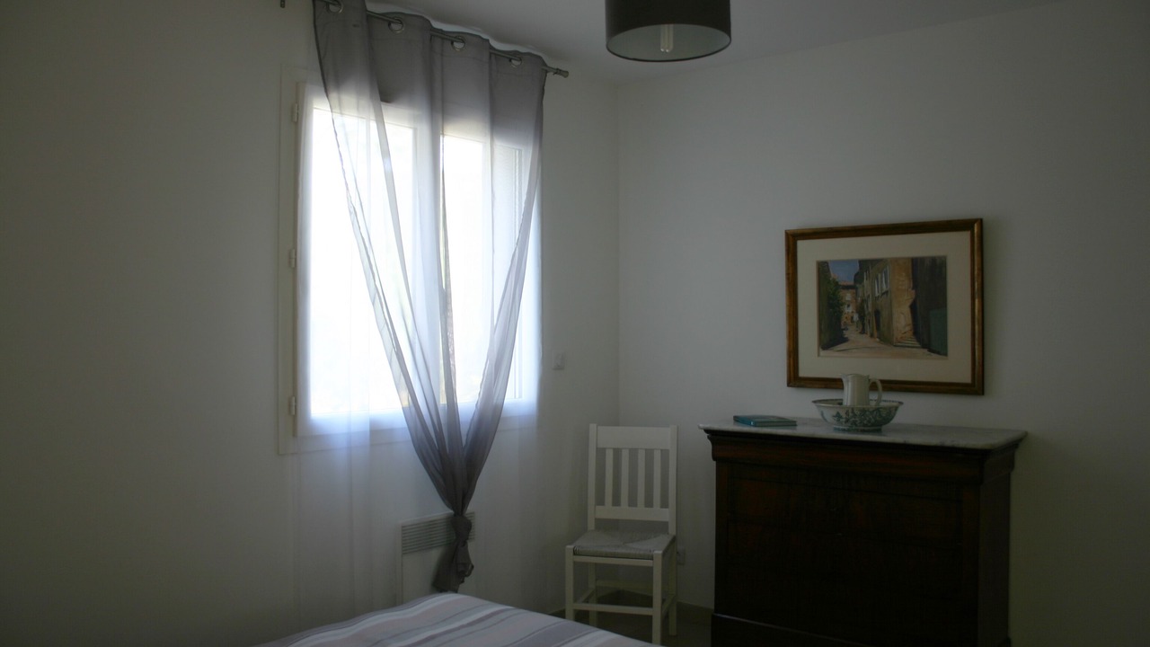 Photo of Bedroom in Preconil