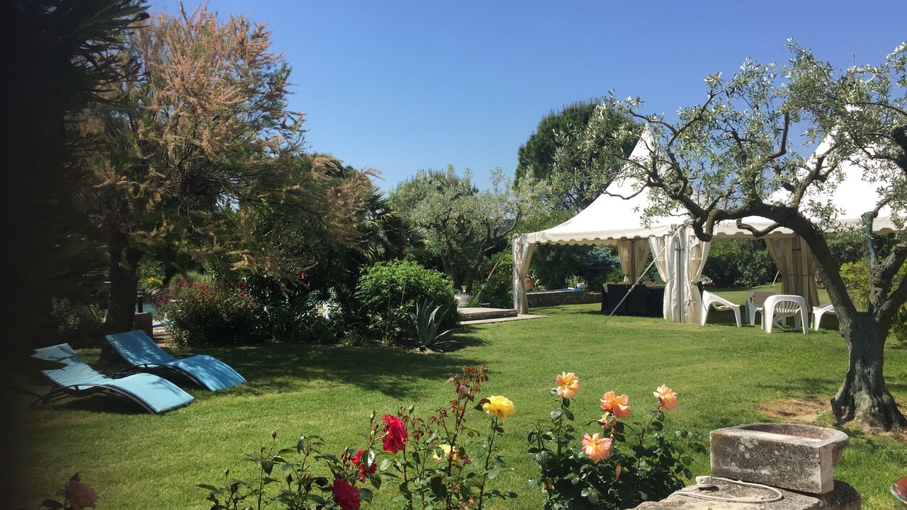 Photo of Outdoor in La Garde-Adhemar