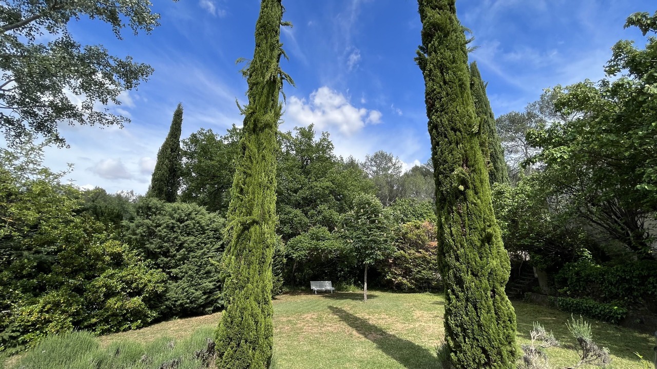 Photo of Outdoor in Fuveau