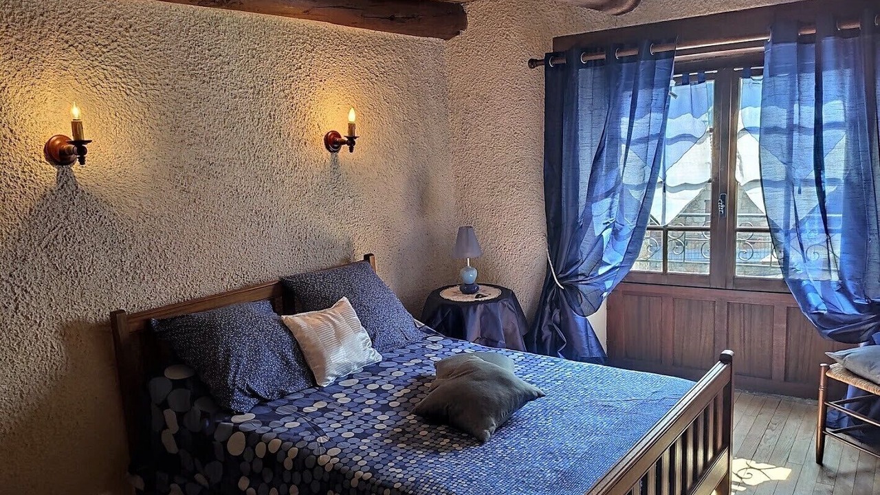 Photo of Bedroom in Grezes