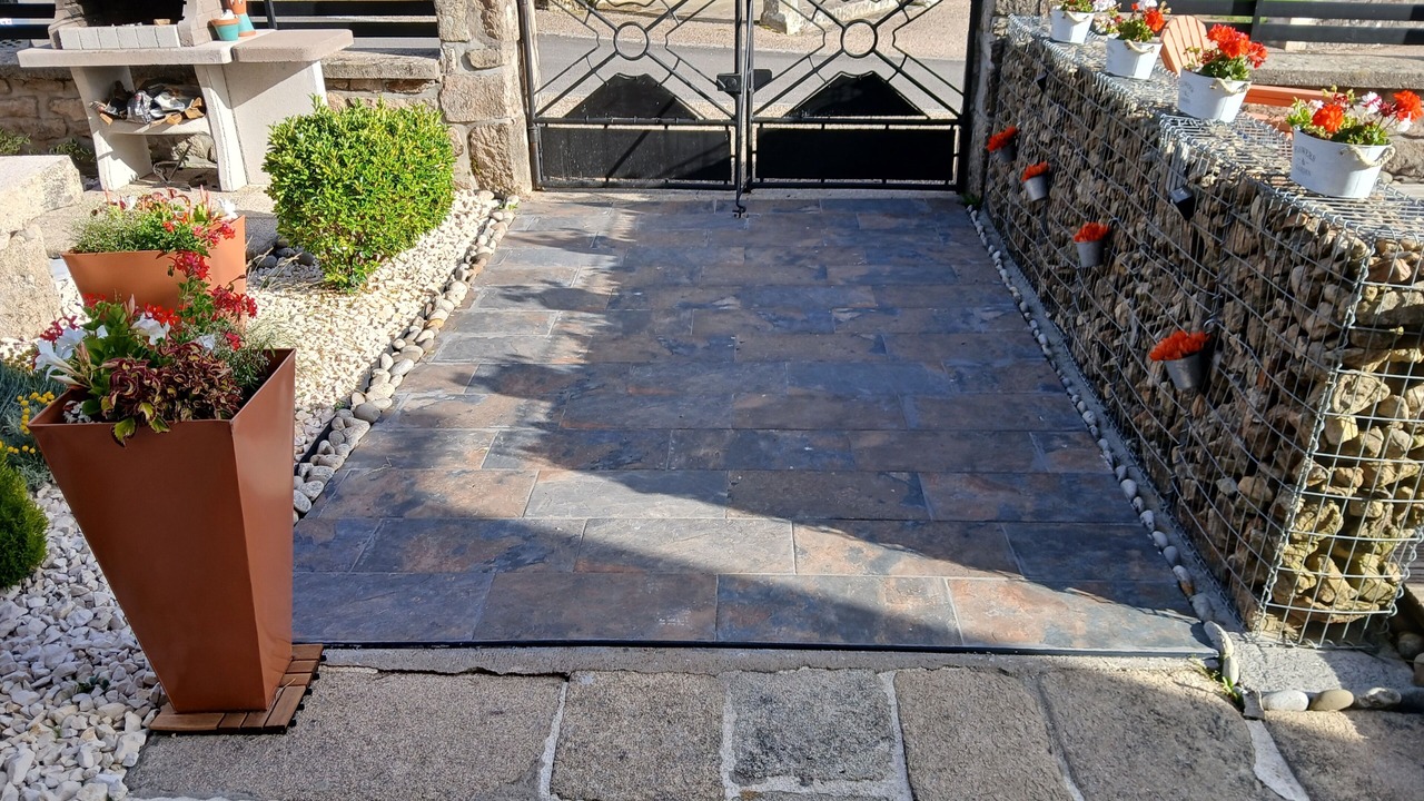 Photo of Patio Balcony in La Chapelle-Saint-Geraud
