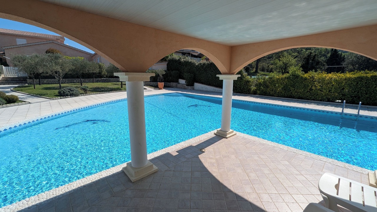 Photo of Outdoor in Grospierres