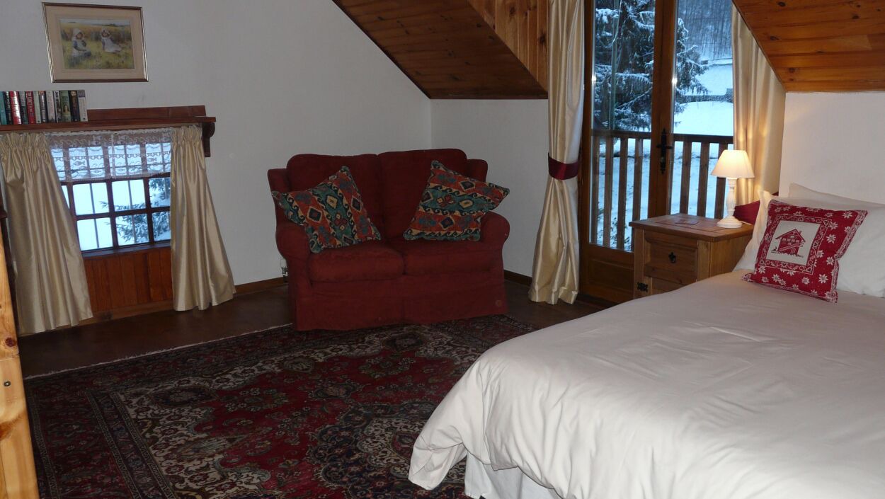 Photo of Bedroom in Campan