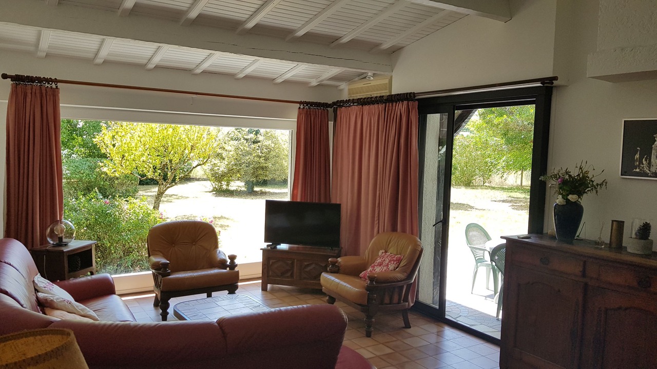 Photo of Livingroom in Gaillan-en-Medoc