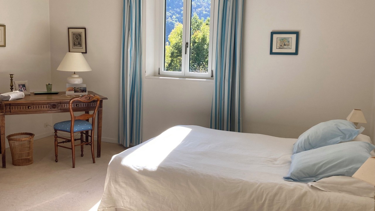 Photo of Bedroom in Luzenac