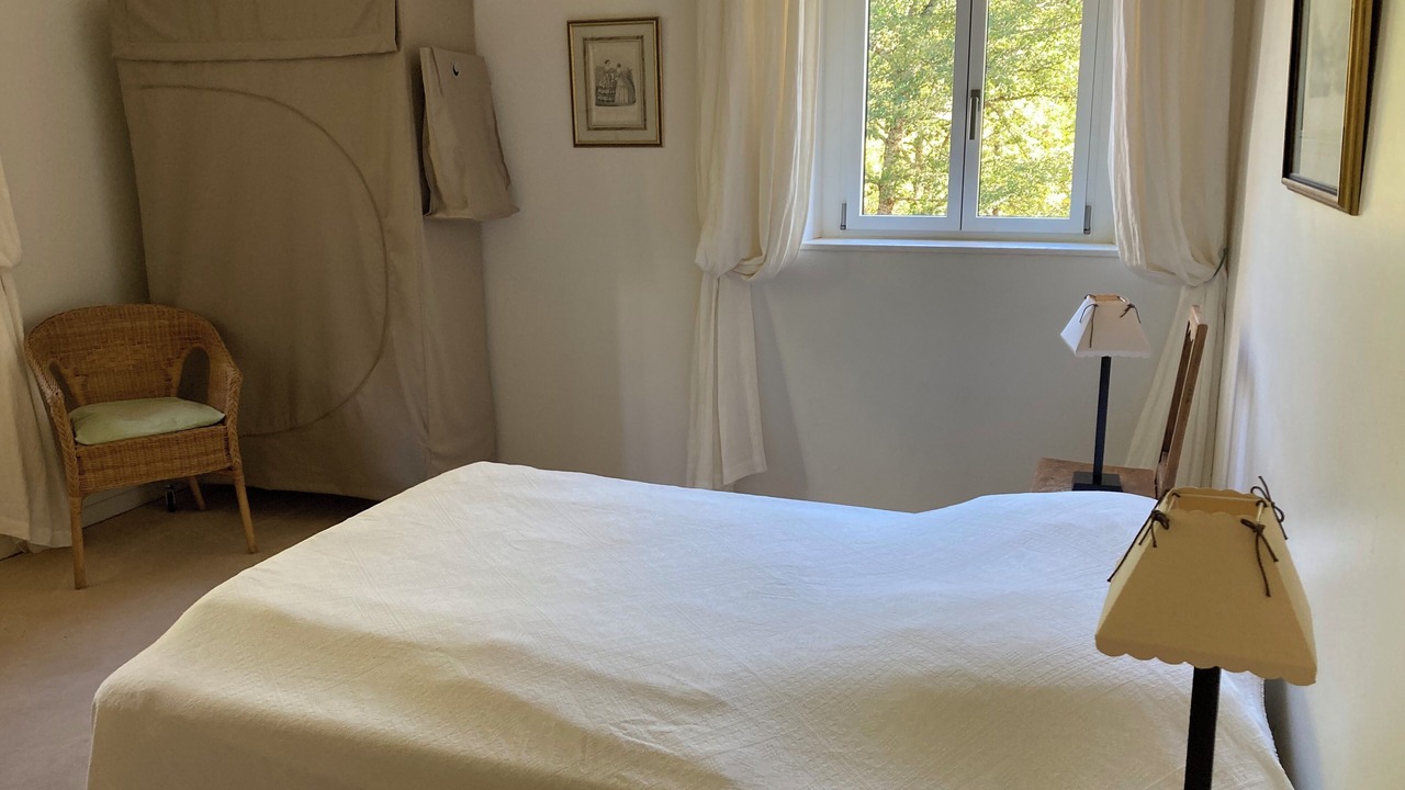 Photo of Bedroom in Luzenac