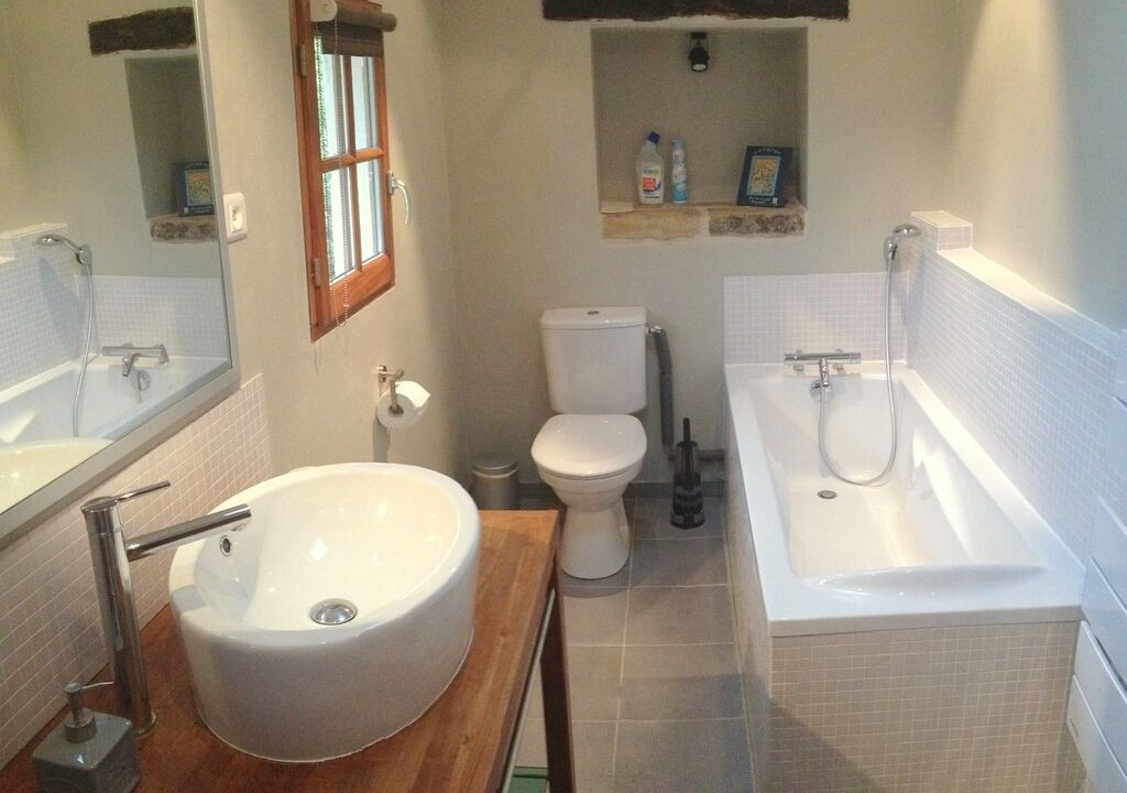 Photo of Bathroom in Betaille