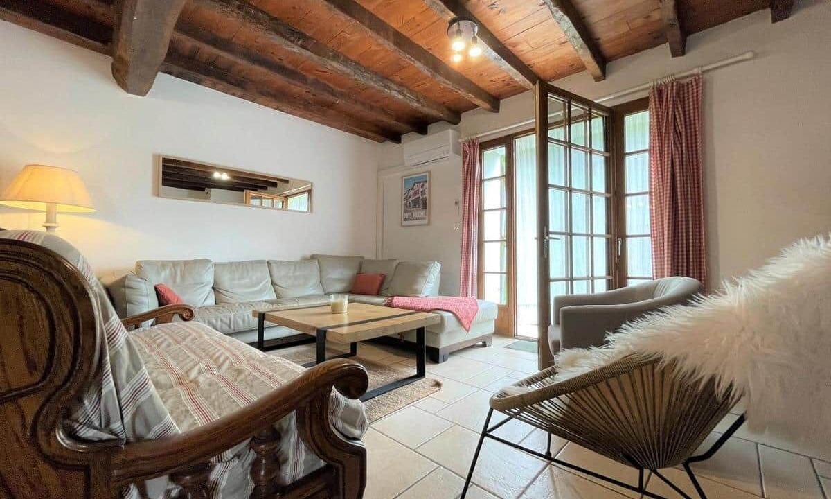 Photo of Livingroom in Saint-Etienne-de-Baigorry