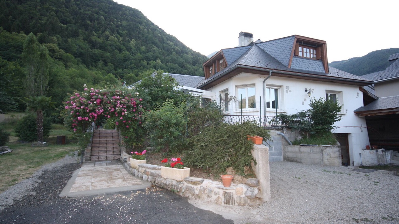 Photo of Outdoor in Guchen