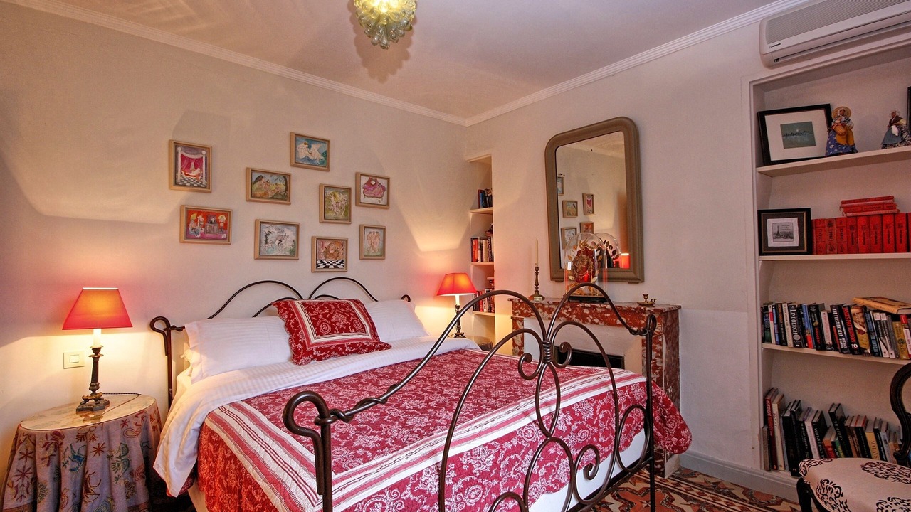 Photo of Bedroom in St.-Remy-de-Provence