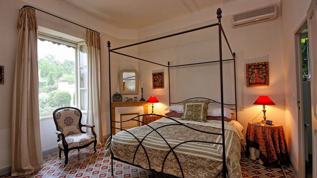Photo of Bathroom in St.-Remy-de-Provence