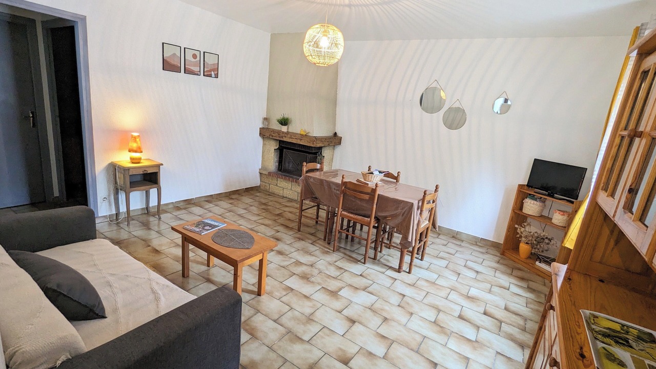 Photo of Livingroom in Balazuc