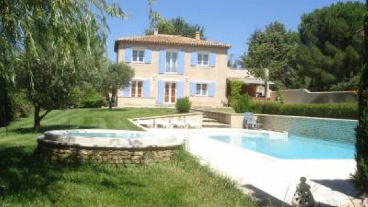 Photo of Others in Eguilles