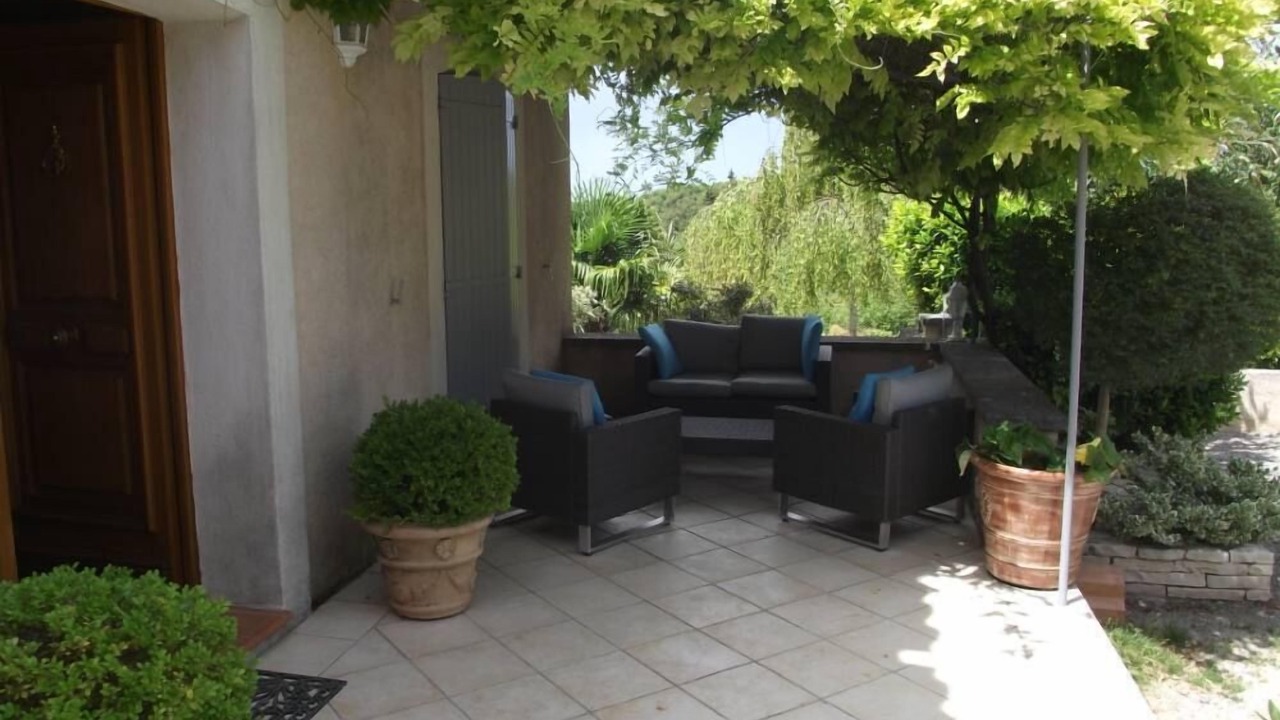 Photo of Patio Balcony in Eguilles